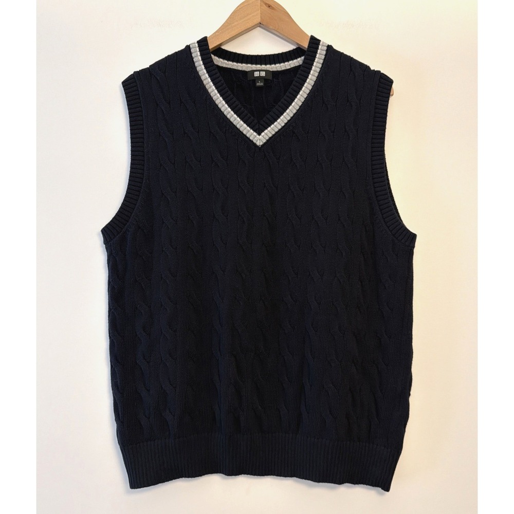 UNIQLO V-Neck Cable Knit Sweater Vest Mens‎ L Navy Preppy Golf Classic Academia